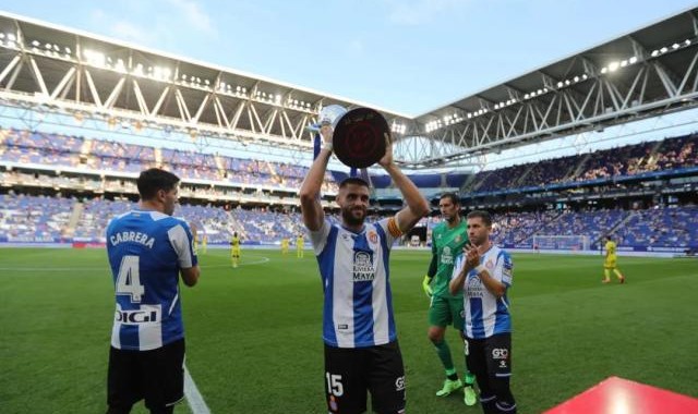 开云体育网页版登录入口-武磊：重回主场恍惚刚到西班牙时 借奖杯享受荣耀